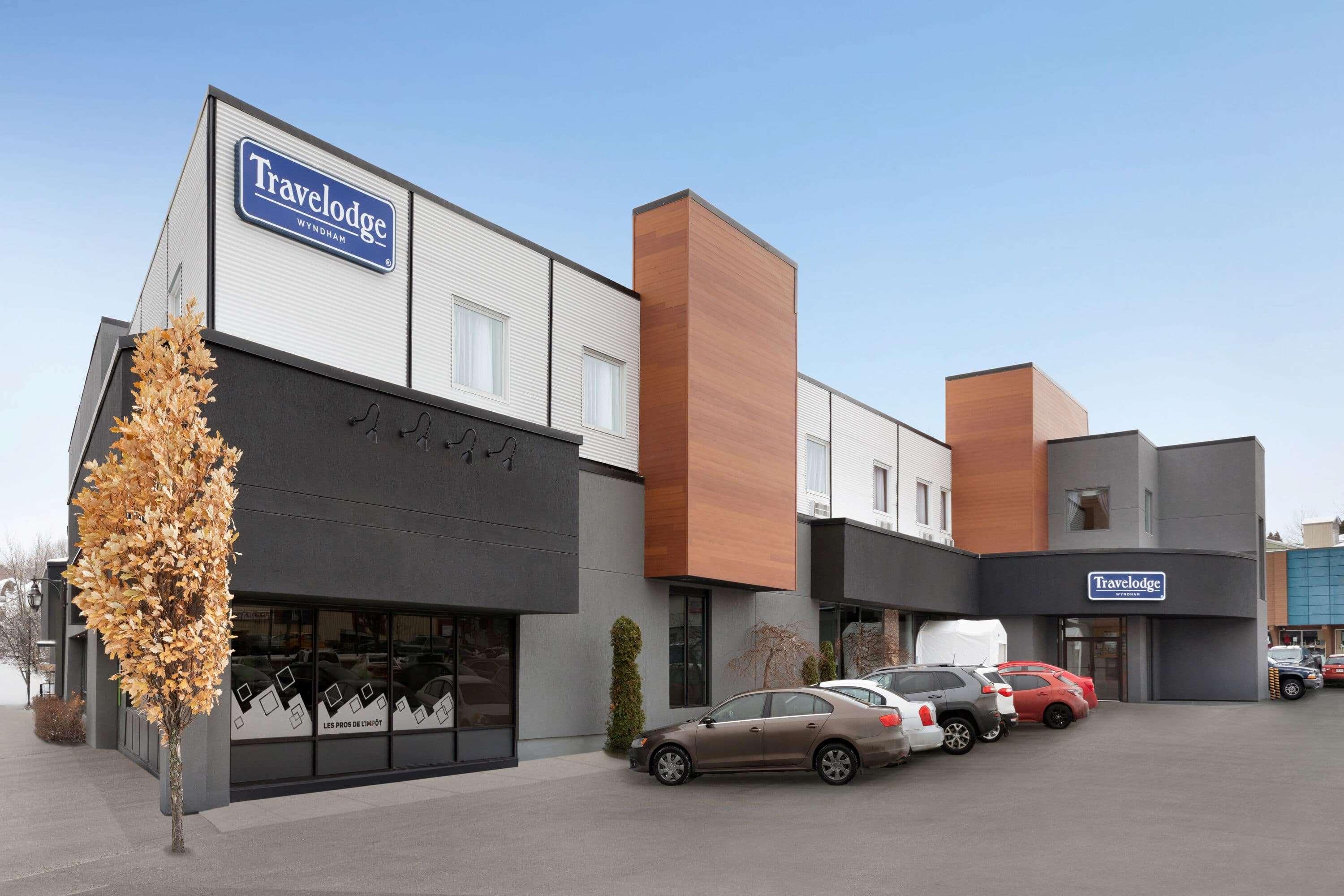 Travelodge By Wyndham Alma Esterno foto