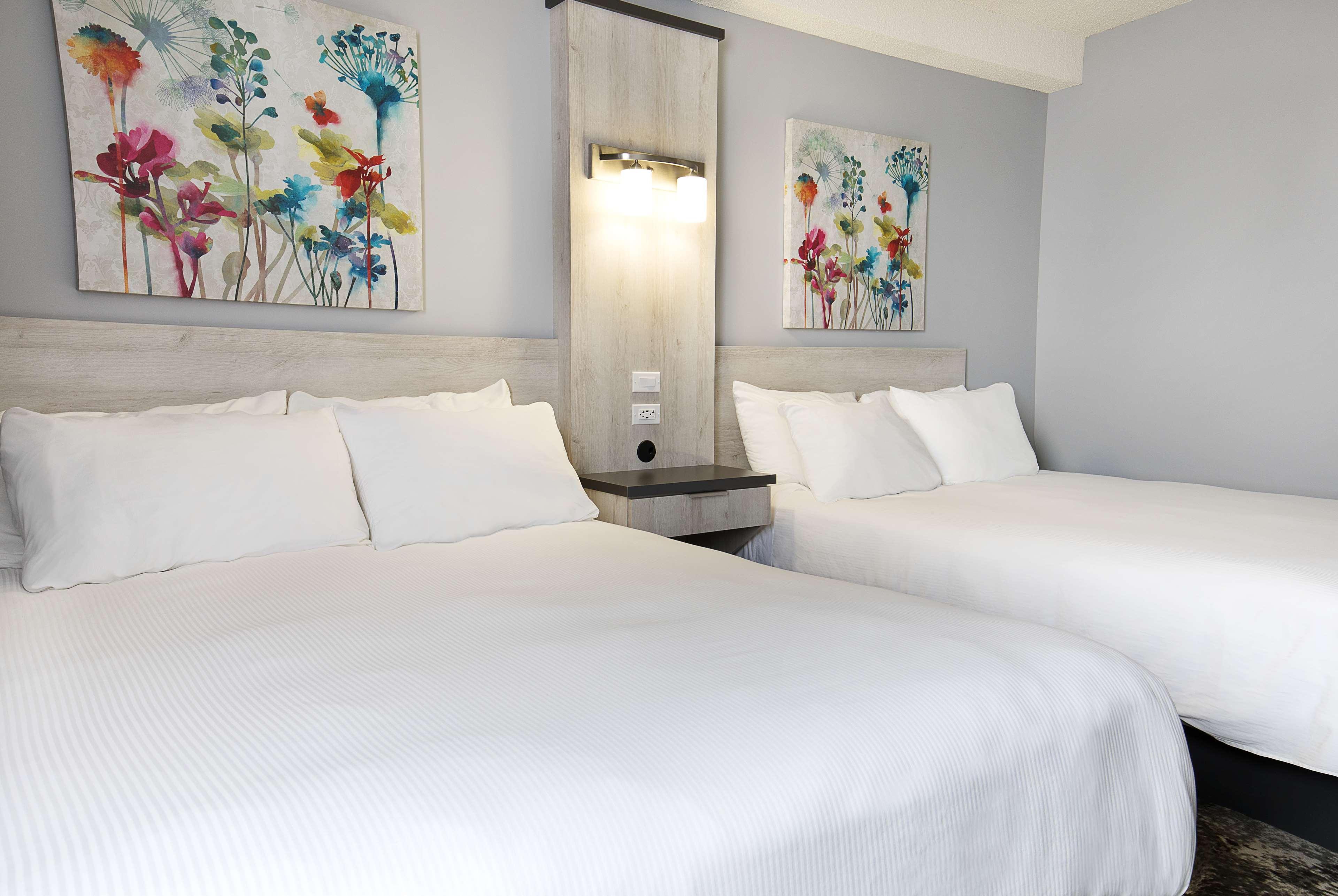Travelodge By Wyndham Alma Esterno foto