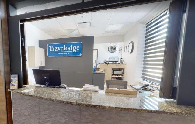 Travelodge By Wyndham Alma Esterno foto