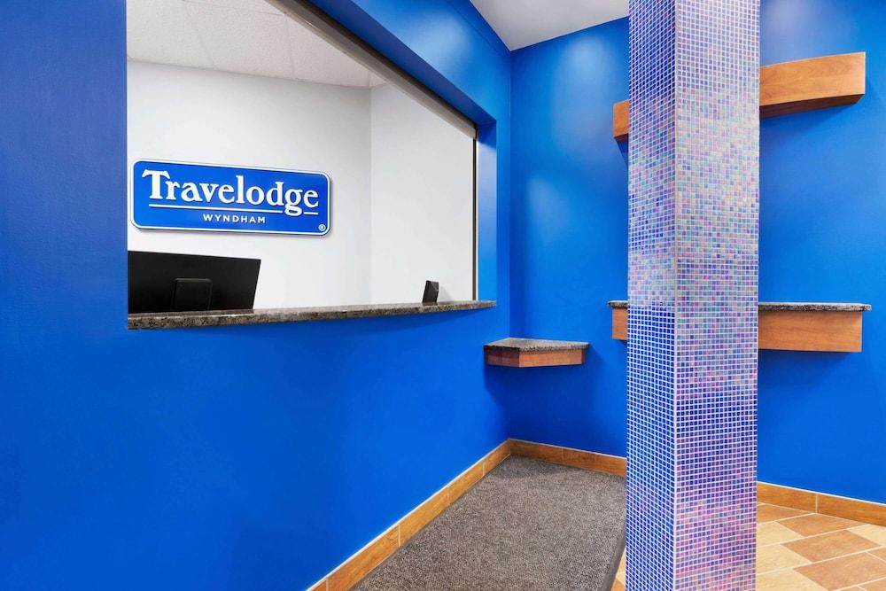 Travelodge By Wyndham Alma Esterno foto