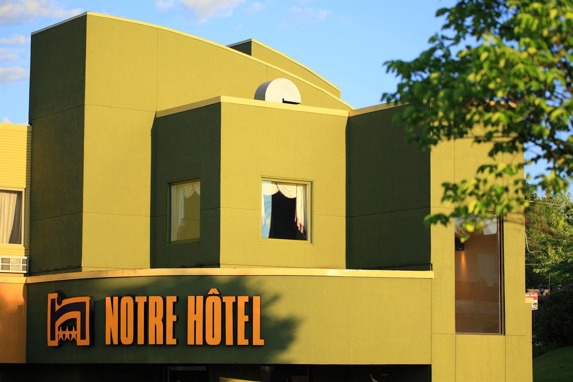 Travelodge By Wyndham Alma Esterno foto
